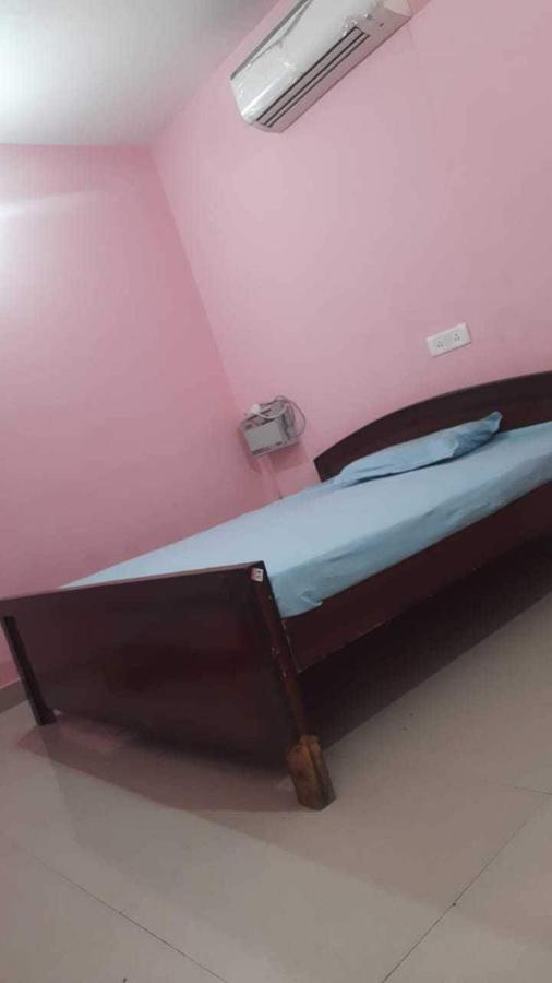 לקנאו Oyo Hotel Ss Grand מראה חיצוני תמונה
